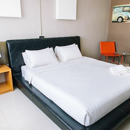 R1 Boutique Apartamento con servicio Chiang Mai Exterior foto